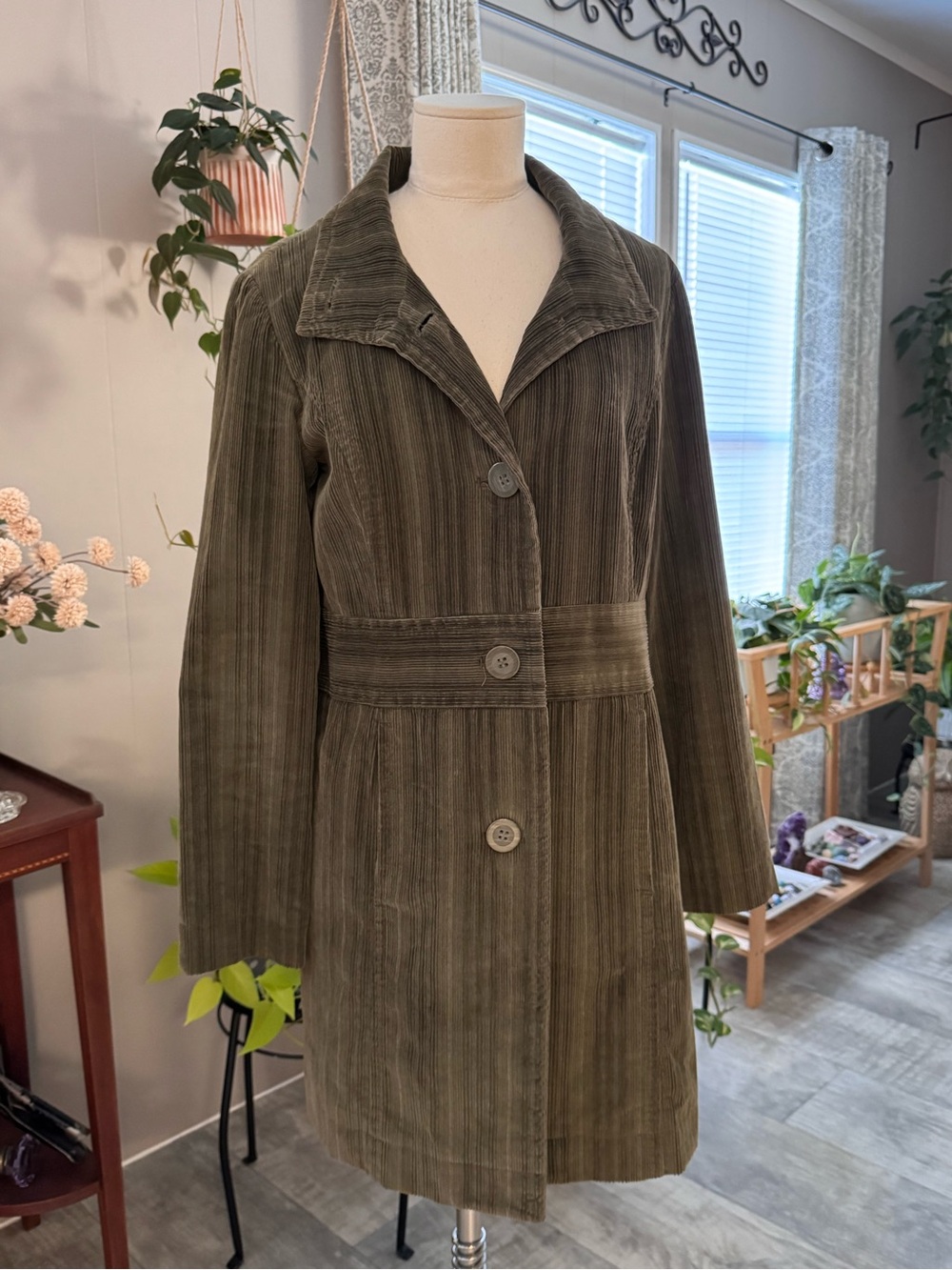 J. JILL olive green ribbed
corduroy structured button front jacket